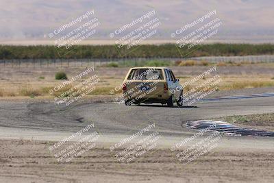 media/Oct-04-2025-OnGrid (Sat) [[44bd565ffa]]/Yellow Group/Grapevine/